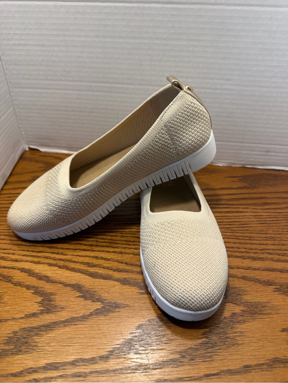 Taryn Rose Knit Slip-On Flats tan with gold accents lightweight comfortable - Picture 5 of 9
